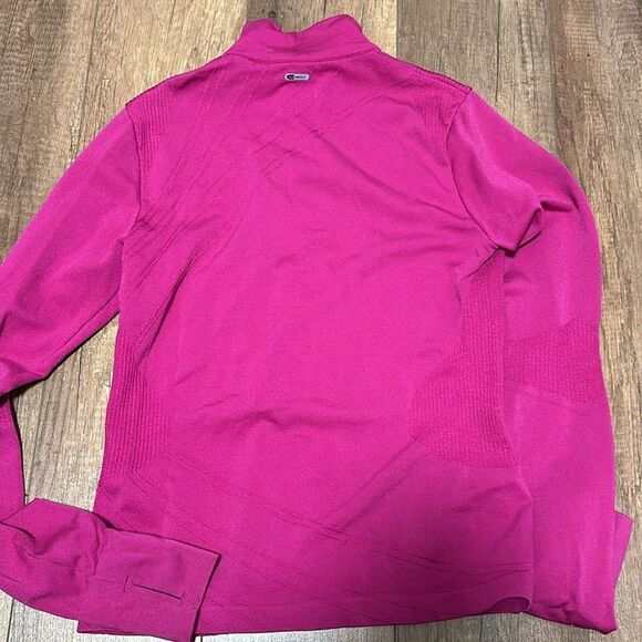 Puma pink vest for womens - Picture 2 of 5